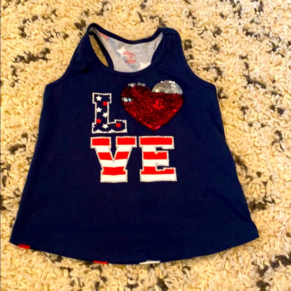 3/$12 Love shirt 🇺🇸